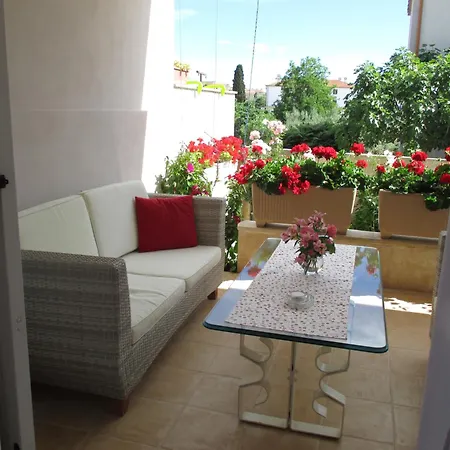 Ragusa Apartment *