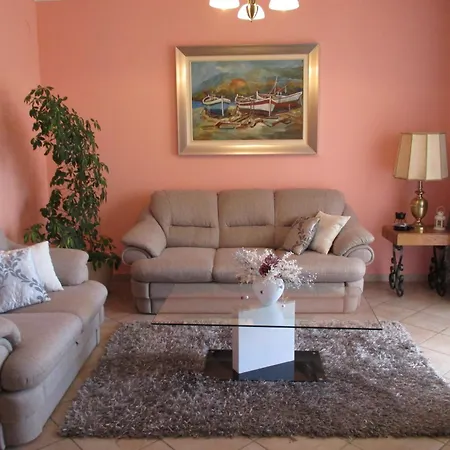 Ragusa Apartment *